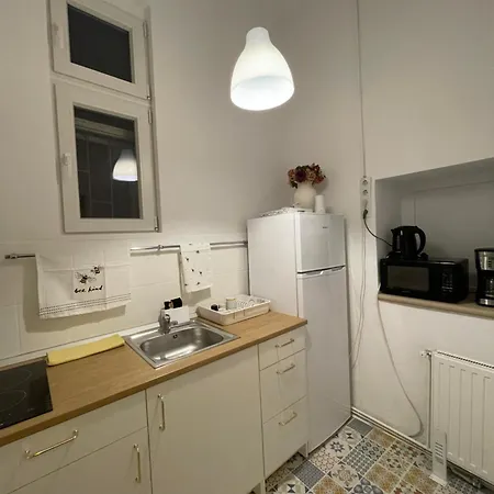 Nicole's Cozy Retreat شقة *