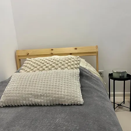 Nicole's Cozy Retreat شقة