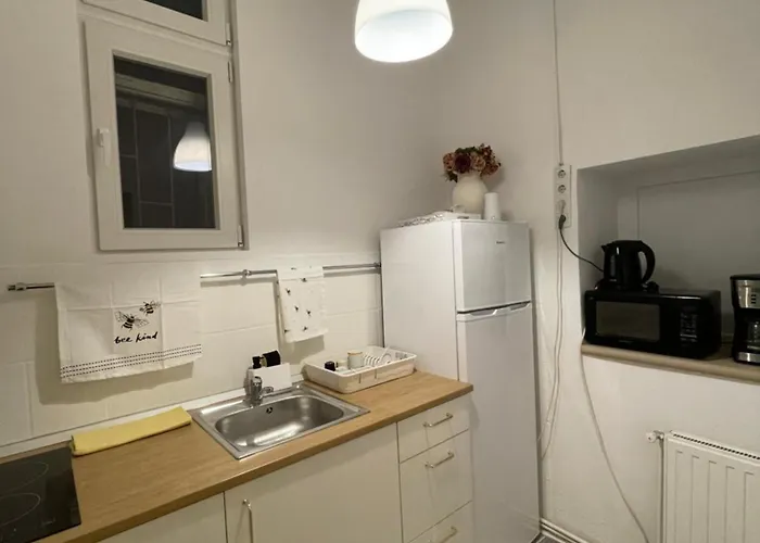 Nicole's Cozy Retreat Appartamento *